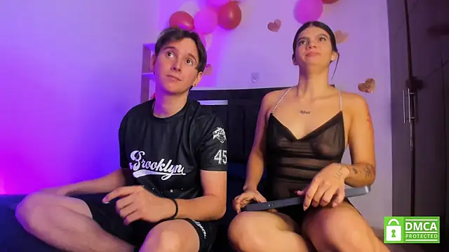 Mariana and Ronny online show from May 16, 8:08 pm