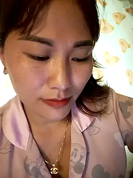 Lucxy-ki6 online show from May 28, 12:08 am