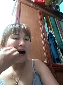 Lucxy-ki6 online show from May 14, 1:06 pm