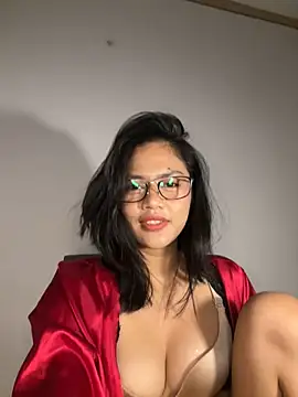 Kiee 19 online show from May 26, 9:47 pm