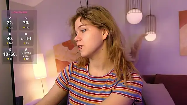 ElizabethVane online show from April 6, 1:23 pm