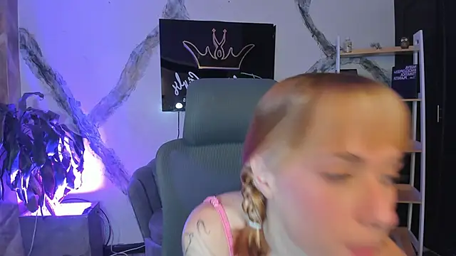 AlaskaFlowerss1  online show from March 27, 6:04 am