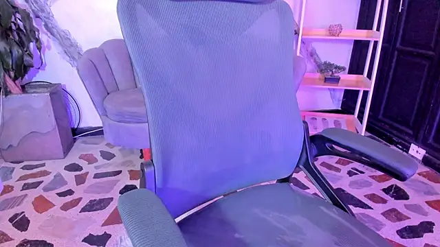 AlaskaFlowerss1  online show from March 21, 8:30 am