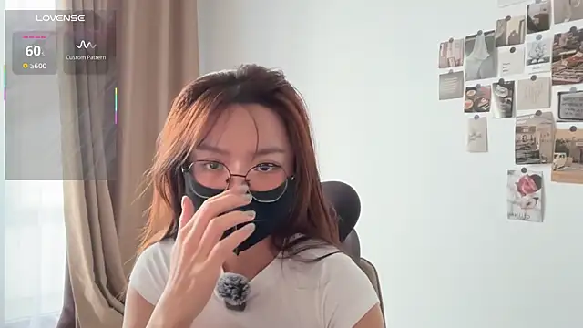 Bubuchan88 online show from May 20, 9:17 am