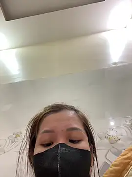 baby2xx online show from April 3, 1:20 pm