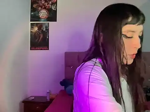 sakuraluna  online show from March 30, 11:59 pm