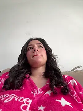 KittyFeet1 online show from May 6, 7:40 pm