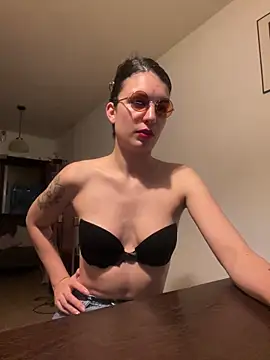 conejita000 online show from March 31, 3:17 am