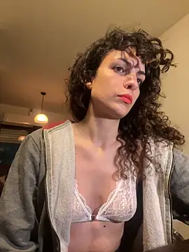 conejita000 online show from April 8, 2:03 am