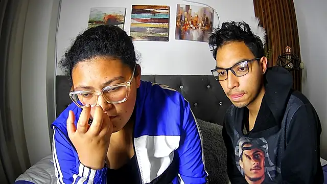 naughtycouplex  online show from March 29, 1:04 am