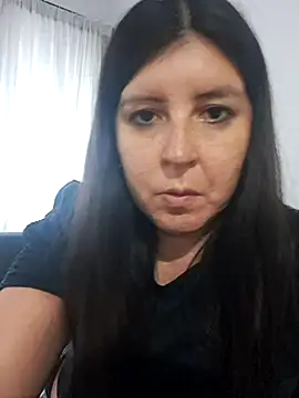 melucita online show from April 1, 9:45 pm