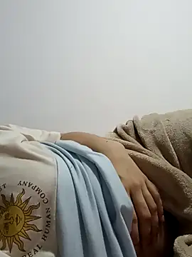 annie yin1 online show from March 31, 10:59 am