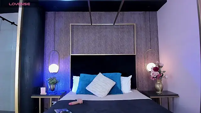 hayli monroe online show from March 30, 7:24 pm