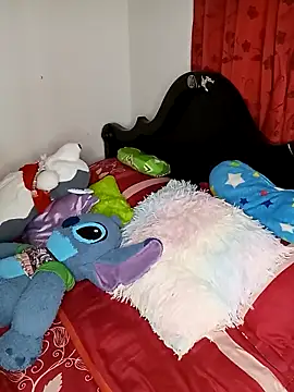 MIA040 online show from March 26, 2:52 pm