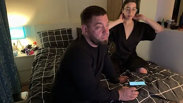 KarlAndKlara online show from March 21, 11:21 pm