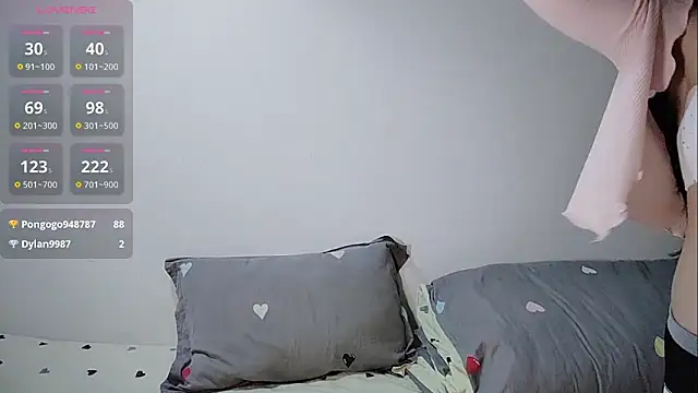 oblakitty  online show from March 30, 12:32 am