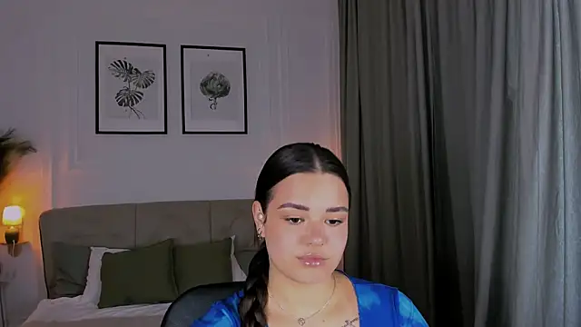EvaRaider online show from May 23, 6:23 am