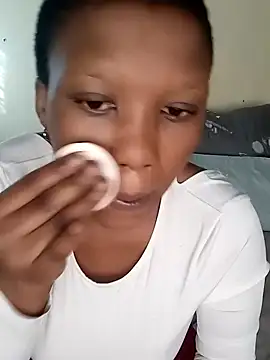 BooityChick online show from June 12, 9:39 am