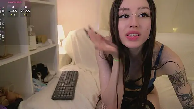 Finelia online show from March 28, 8:36 am