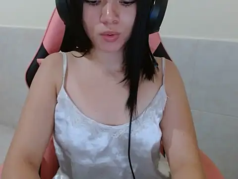 lina seduce online show from March 18, 4:06 am