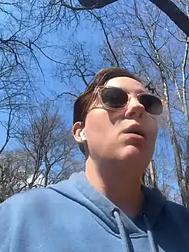 BSM4824 online show from March 29, 5:23 pm