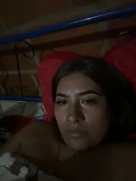 yuliana056 online show from May 25, 3:05 am