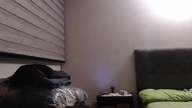 Taniafirelux online show from March 30, 1:38 am