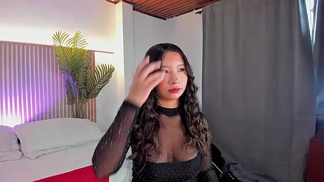 caeli ruiz online show from March 30, 8:08 pm