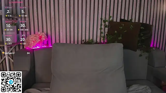 Lori Bllossom online show from April 6, 4:46 am