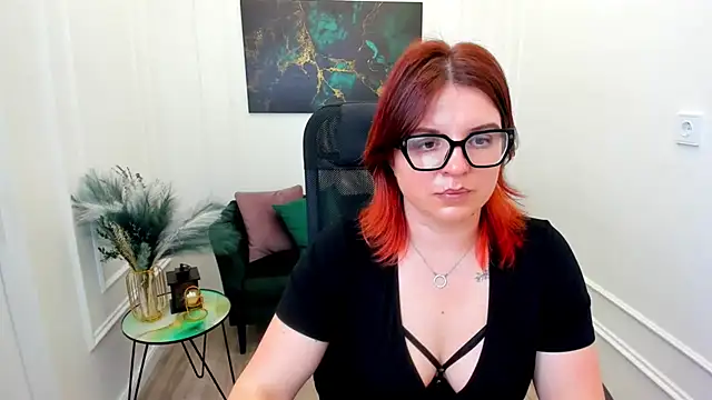 AmeliaDateri online show from May 15, 11:35 am