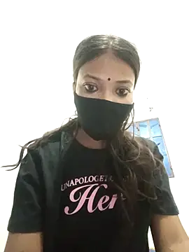 Candyy crushh online show from May 6, 10:03 pm