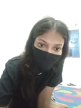 Candyy crushh online show from May 13, 8:25 pm