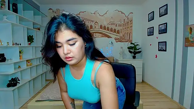 AlicaMayer online show from May 26, 11:31 am