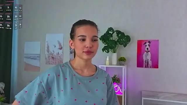 LatashaTarr online show from April 4, 1:15 am