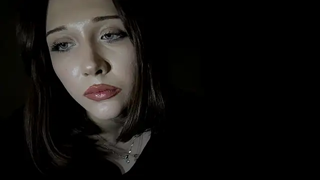 kiravings online show from April 5, 4:28 pm