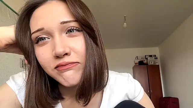 kiravings online show from March 28, 8:36 am