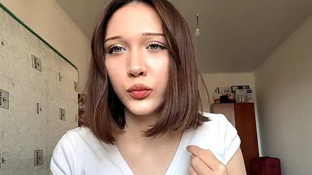 kiravings online show from March 24, 8:41 am