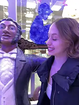 Olivia Jemison online show from March 25, 7:33 am