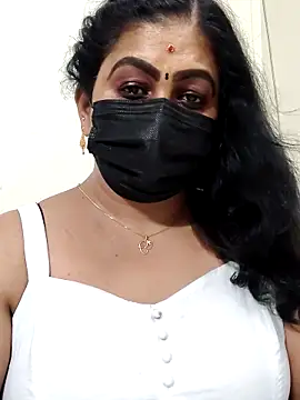 aishu mallu tamil online show from April 5, 11:37 pm