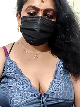 aishu mallu tamil online show from April 3, 10:30 pm