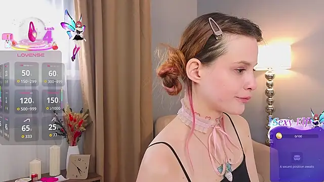 Lili pixxie  online show from March 25, 3:37 pm