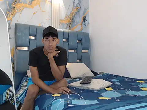 SEXY BIG COCK online show from March 26, 1:13 pm