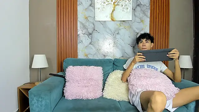 NAUGHTY BOYS1 online show from April 6, 7:15 pm