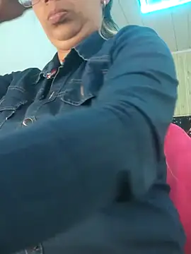 Melisa 14 online show from April 6, 1:01 pm