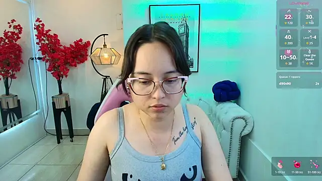 Shady bug online show from May 19, 1:56 am