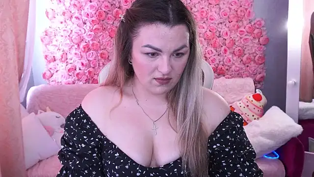 AlissyaGrayy online show from May 25, 12:37 pm
