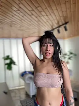 cristaal pink online show from April 16, 7:13 pm