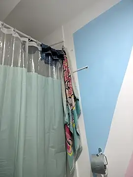 cristaal pink online show from April 6, 2:40 pm