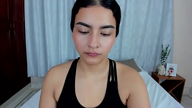 sweet aura31 online show from May 21, 8:29 pm