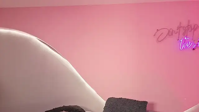 liz mares online show from April 8, 7:49 pm